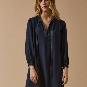 Robe housse courte crêpe uni femme