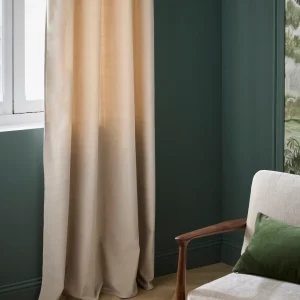 Rideau en velours ras à oeillets