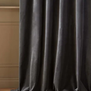 Rideau en velours ras à ruflettes