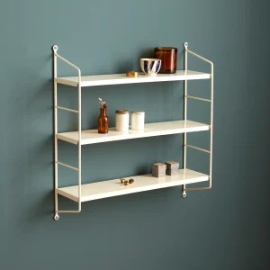 Étagère murale en métal peint