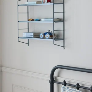 Étagère murale en métal peint