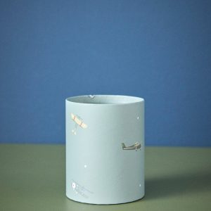 Pot à crayons en papier imprimé