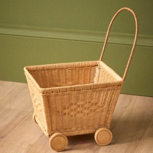 Chariot enfant en rotin
