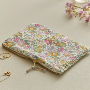 Pochette brodée en tissu Liberty - Vente Solidaire