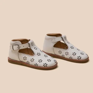 Salomés perforées en cuir Bébé