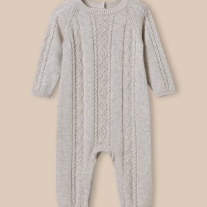 Combinaison en tricot bébé