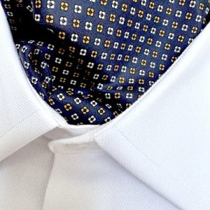 Ascot bleu marine et orange