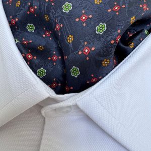 Ascot bleu marine motifs vert
