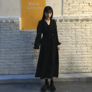 Robe coréenne noire