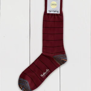 chaussettes pantherella bordeaux à fines rayures noires en coton biologique