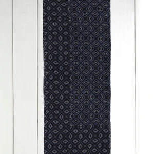 étole en lambswool à motifs célestes bleu nuit