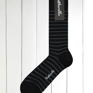 chaussettes pantherella en laine bleu nuit à rayures bleu pétrole
